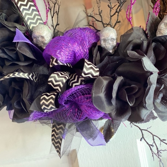 Halloween Wreath - Picture 3 of 4